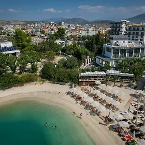 hotel-denoel.albaniahotels.org/