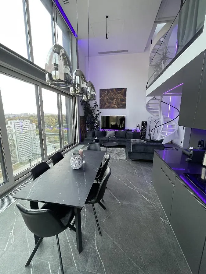 דירות The Penthouse קייב