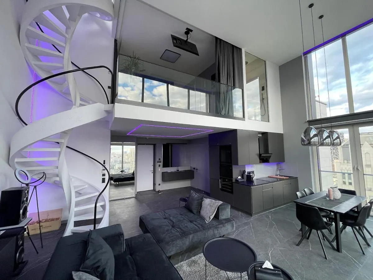 דירות The Penthouse קייב