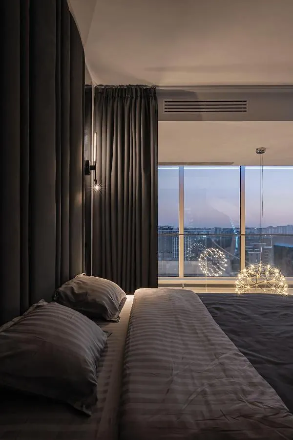 דירות The Penthouse קייב