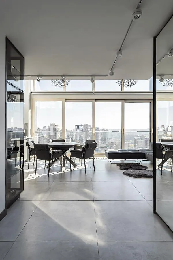 דירות The Penthouse קייב