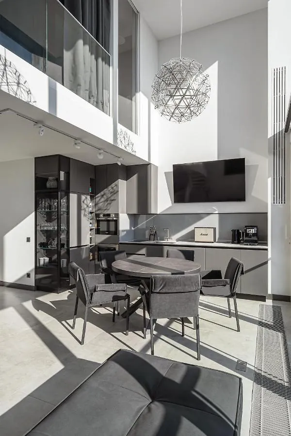 דירות The Penthouse קייב