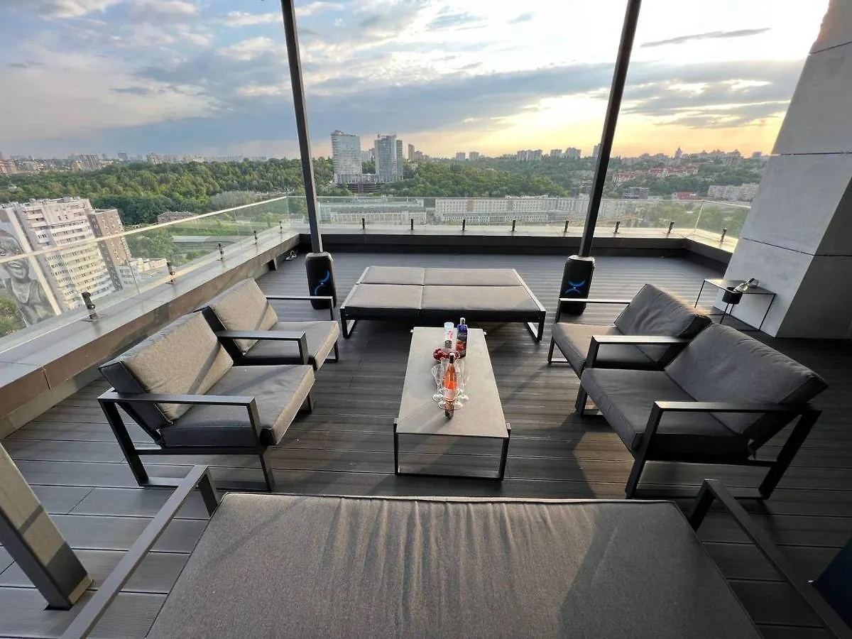 דירות The Penthouse קייב